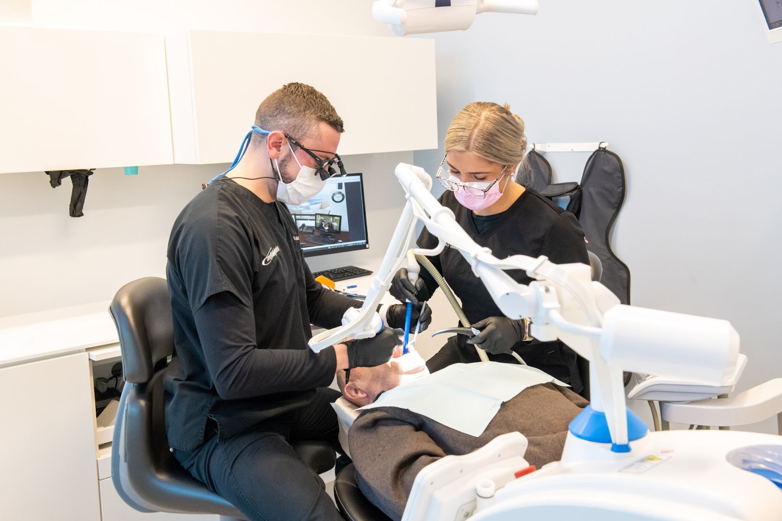 What Are the Reasons for Tooth Extraction?